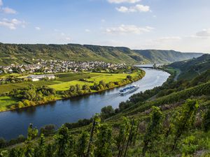 Cruise ship on the Mosel (Moselle) River near Wintrich, Germany