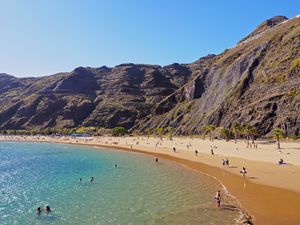 Spain, Canary Islands, Tenerife, Santa Cruz de Tenerife, San Andres, Las Teresitas Beach on sunny day