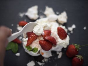 Strawberries, Cream and Meringue
