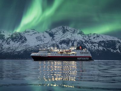 Hurtigruten - Northern Lights