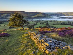 Peak District morning view, Hope valley, England.