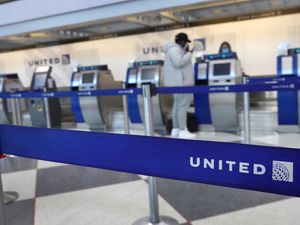 United Airlines And American Airlines Warns Of Furloughs As Travel Remains Devastated From Pandemic