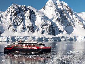 Hurtigruten Expeditions Pole-to-Pole News